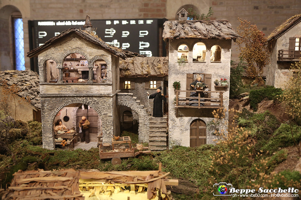VBS_7387 - Abbazia di Vezzolano - Presepe artistico di Anna Rosa Nicola.jpg